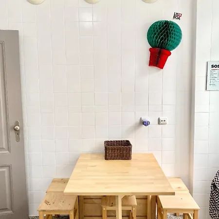 Luxury Vintage By Myplaceforyou, At The Centre Next To Marques De Pombal Apartman Lisboa