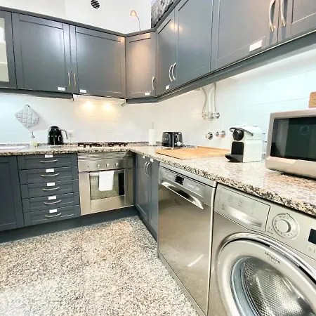 Apartman Luxury Vintage By Myplaceforyou, At The Centre Next To Marques De Pombal Lisboa