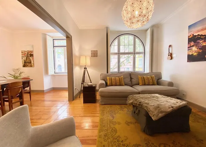 Apartment Luxury Vintage Apartment By Myplaceforyou, At The City Centre Next To Marques De Pombal Lisbon