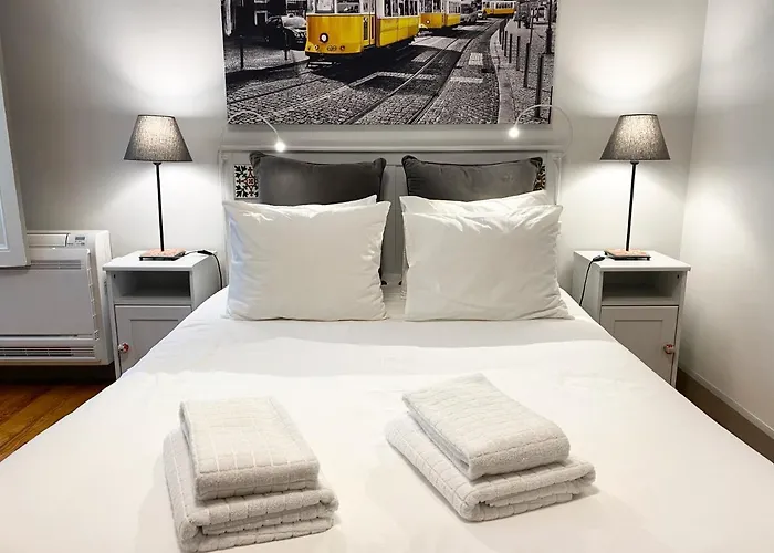 Luxury Vintage Apartment By Myplaceforyou, At The City Centre Next To Marques De Pombal