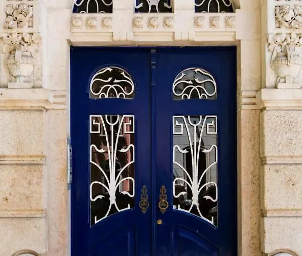 Apartment Luxury Vintage Apartment By Myplaceforyou, At The City Centre Next To Marques De Pombal *