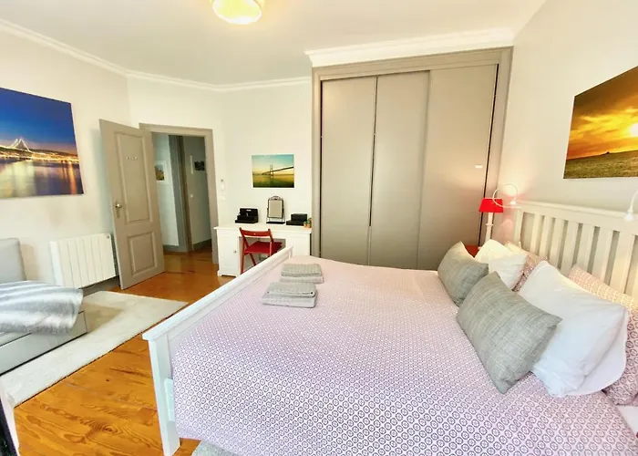 Luxury Vintage Apartment By Myplaceforyou, At The City Centre Next To Marques De Pombal Apartment