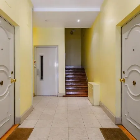 Luxury Vintage Apartment By Myplaceforyou, At The City Centre Next To Marques De Pombal Apartment *