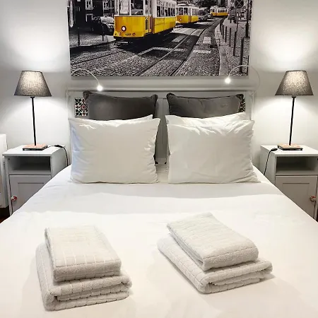 Luxury Vintage Apartment By Myplaceforyou, At The City Centre Next To Marques De Pombal