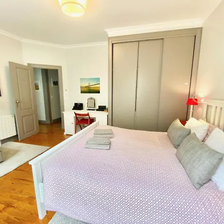 Luxury Vintage Apartment By Myplaceforyou, At The City Centre Next To Marques De Pombal Apartment